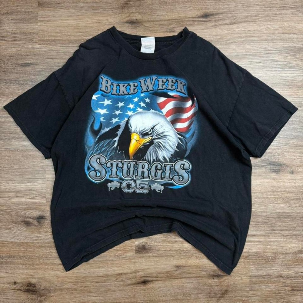 Vintage early 2000s sturgis 2005 bike week black faded american eagle graphic t